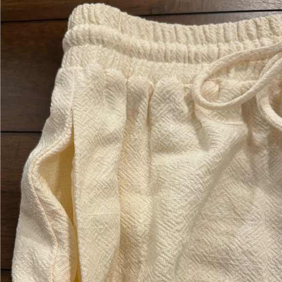 Free the Roses Anthropologie Cream Ivory Shorts Small Drawstring Fringe Hem - Picture 4 of 8
